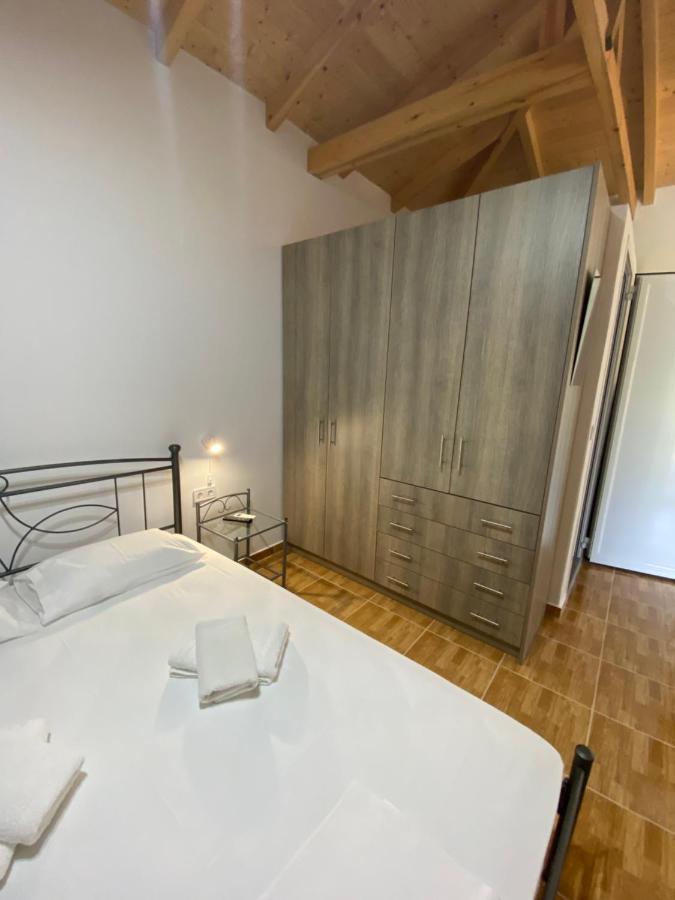 Babis Apartment Айос-Нікітас Екстер'єр фото