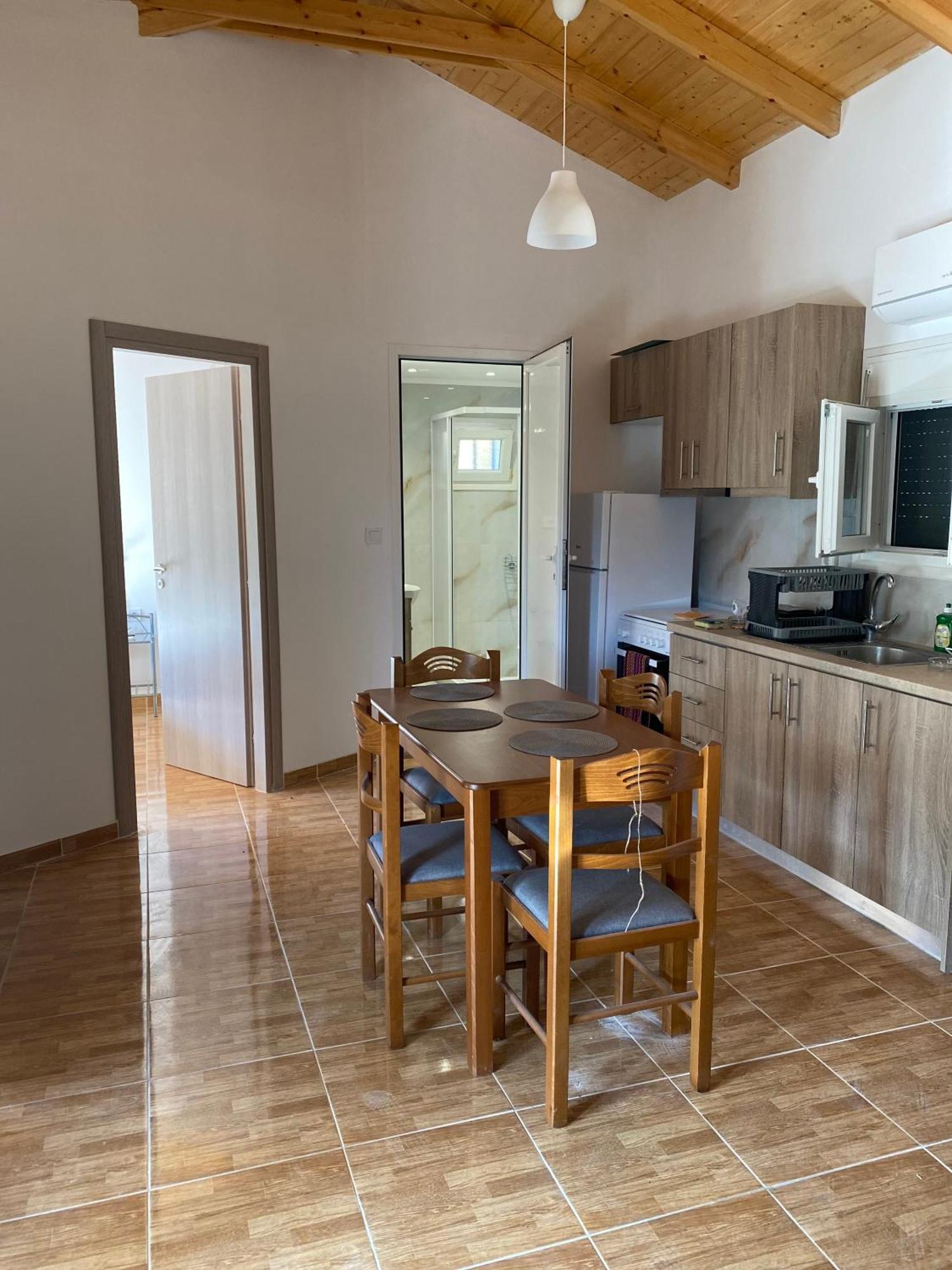 Babis Apartment Айос-Нікітас Екстер'єр фото